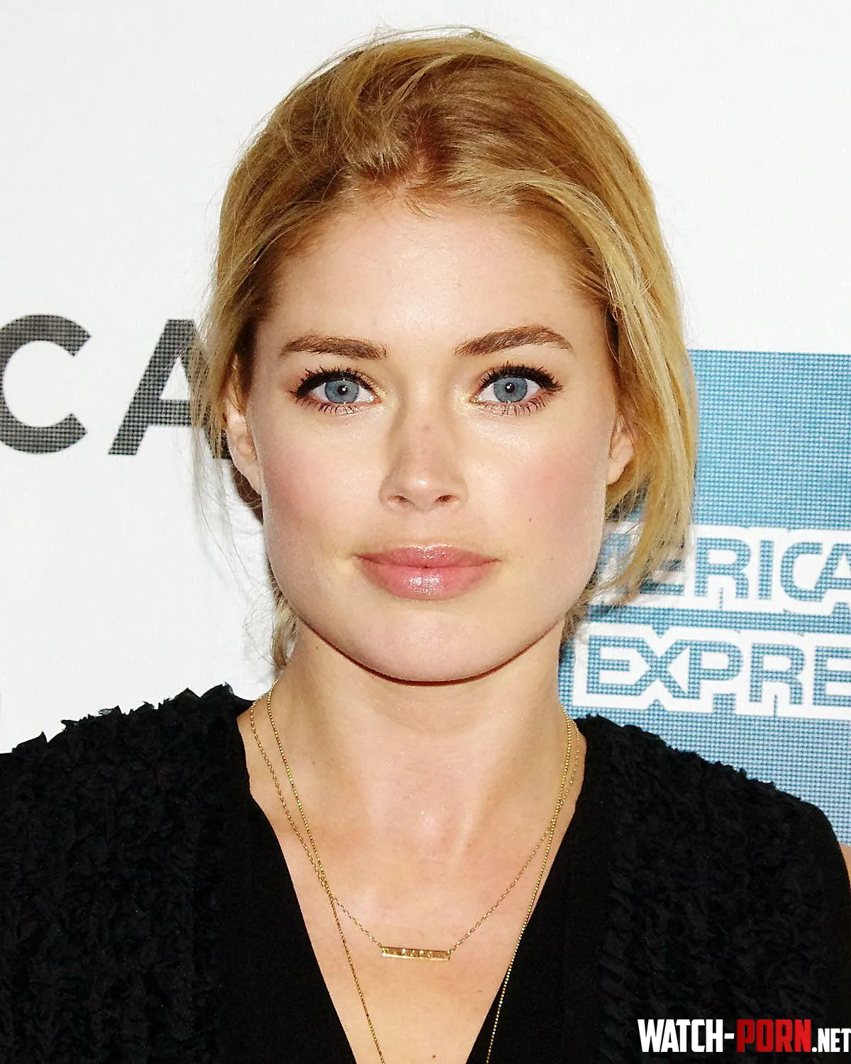 Doutzen Kroes by JumpySignature5588