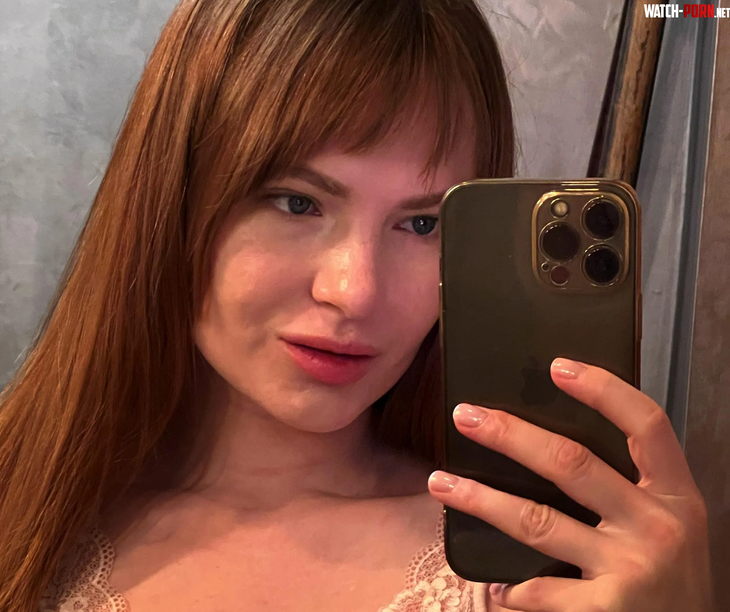 taking selfies while Im waiting for you alone by SoulBreezy