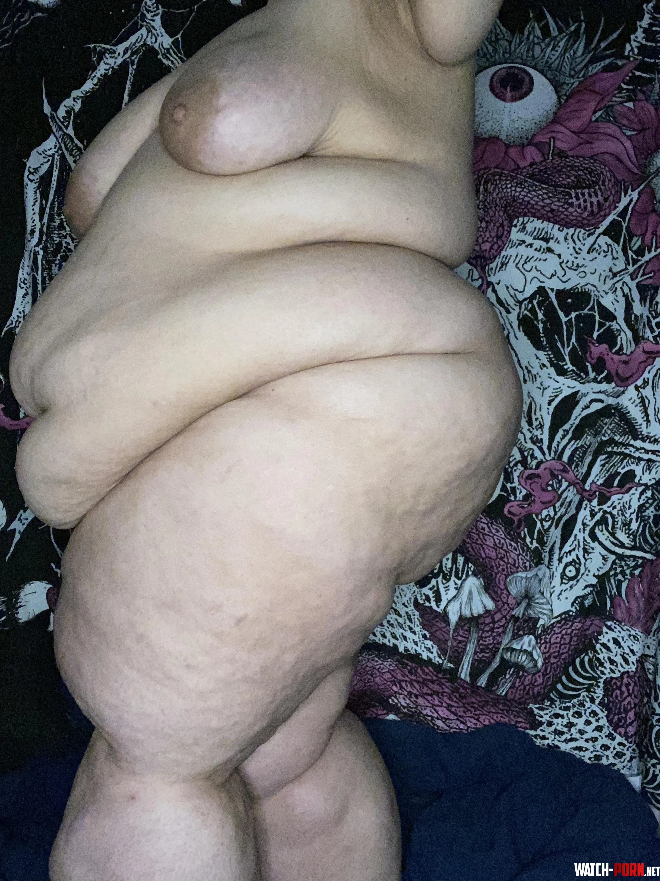 my belly is empty come fill it  by xkittykatty