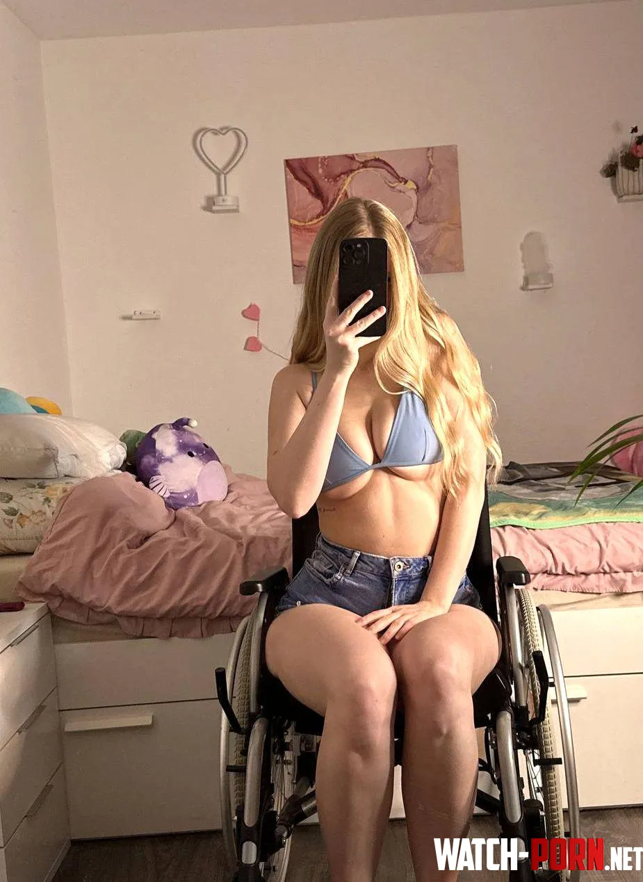legs dont work but at least Ive got big tits  by SophiesChair