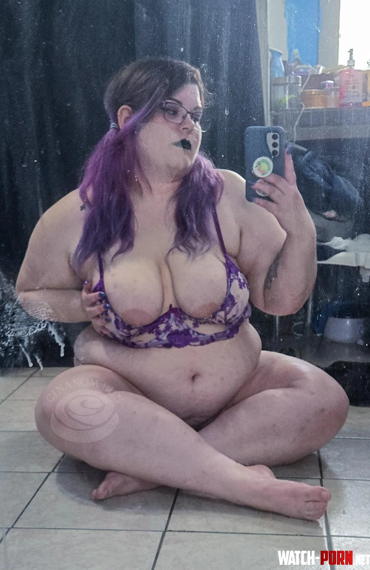 Big girls love to show off too by cinanom_bunz