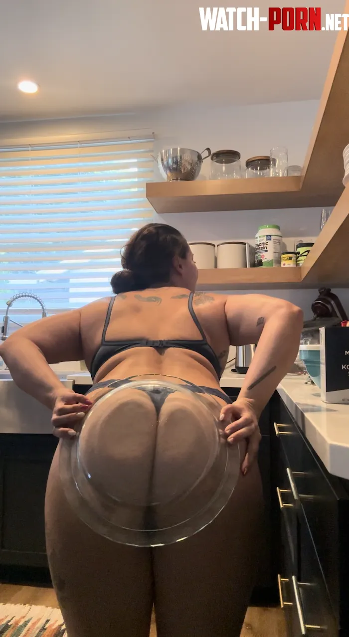 White cheeks are on the menu for tonight by NudeFoods