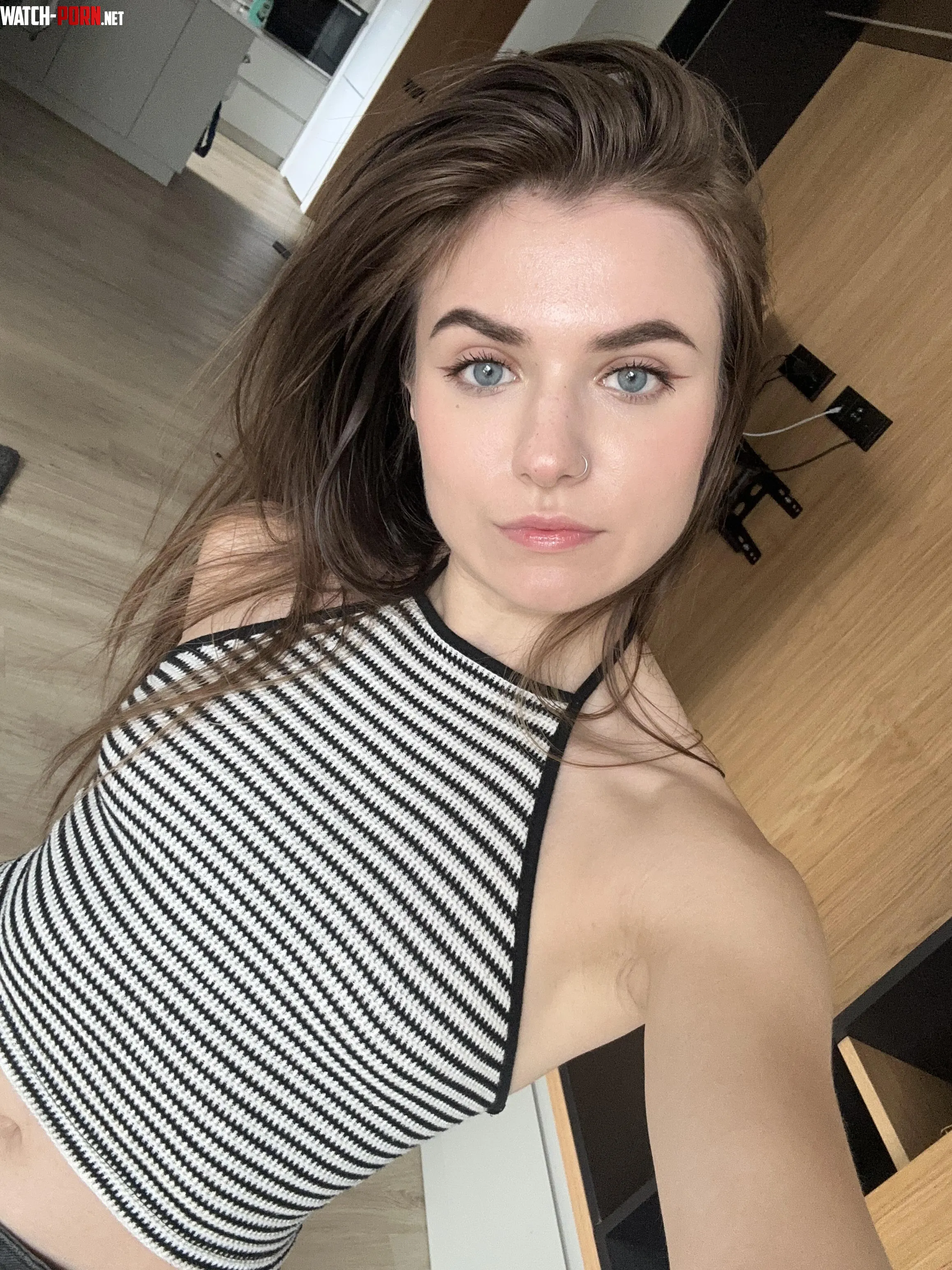 Hey  by fun_princess