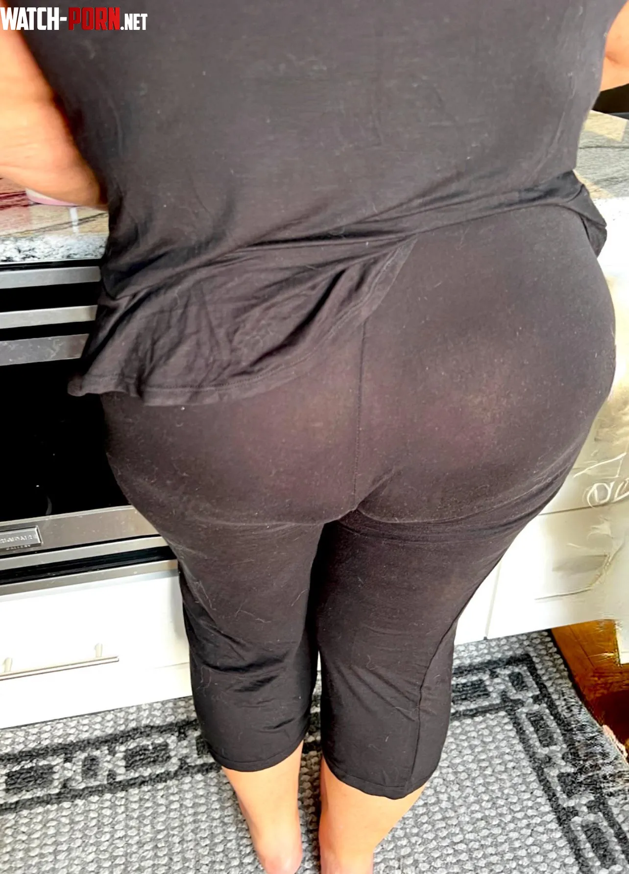 Thursday thickness by Greeneyes5050