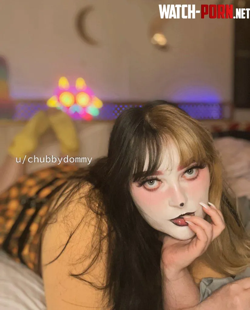 I love having long claws by chubbydommy