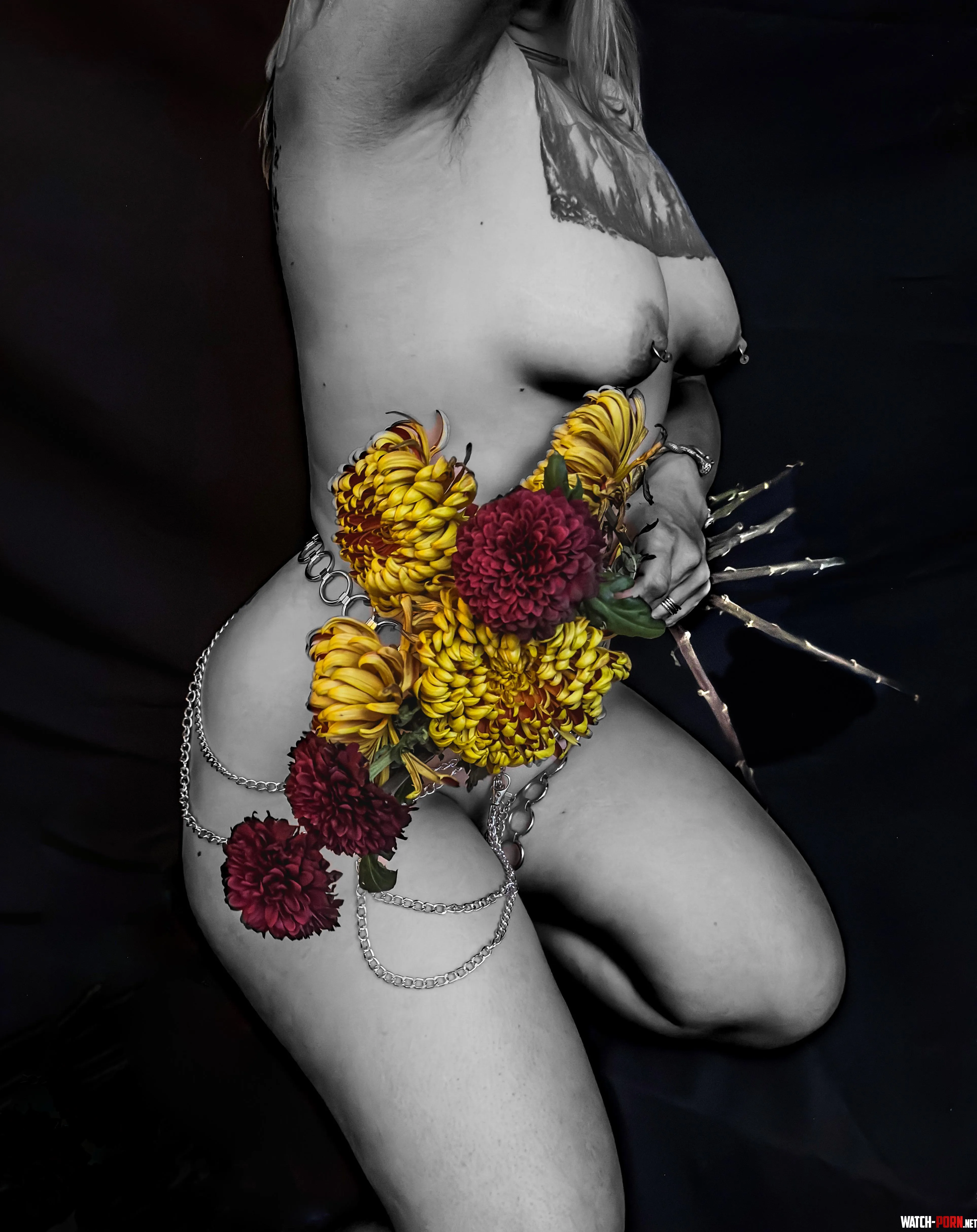 Flesh and flowers by SireninPaint