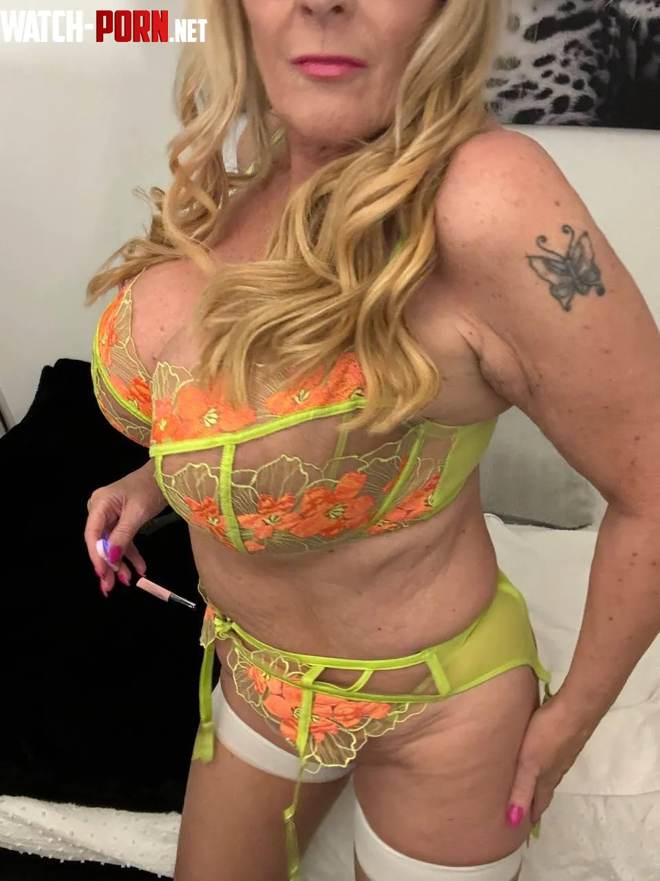 What do you think to my 62yo body  by Wendy_Leigh
