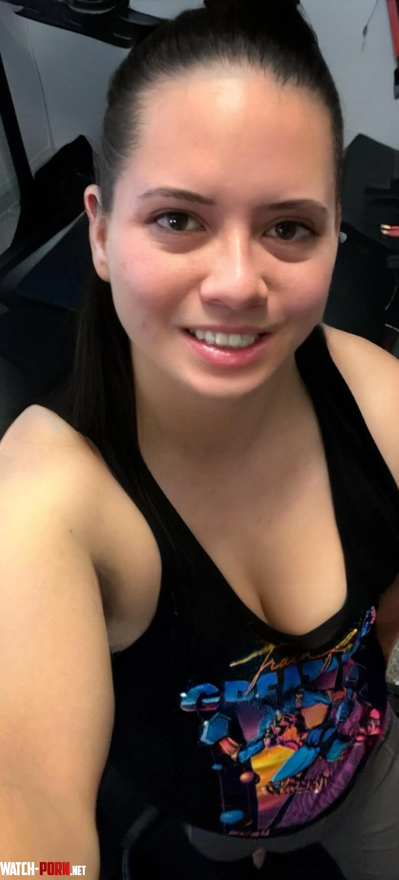 Im just gonna drop off a quick gym selfie right here by Aroxxors