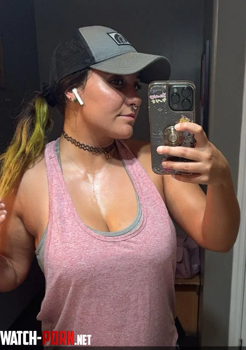 Im glowing  by Juiceypeaches102