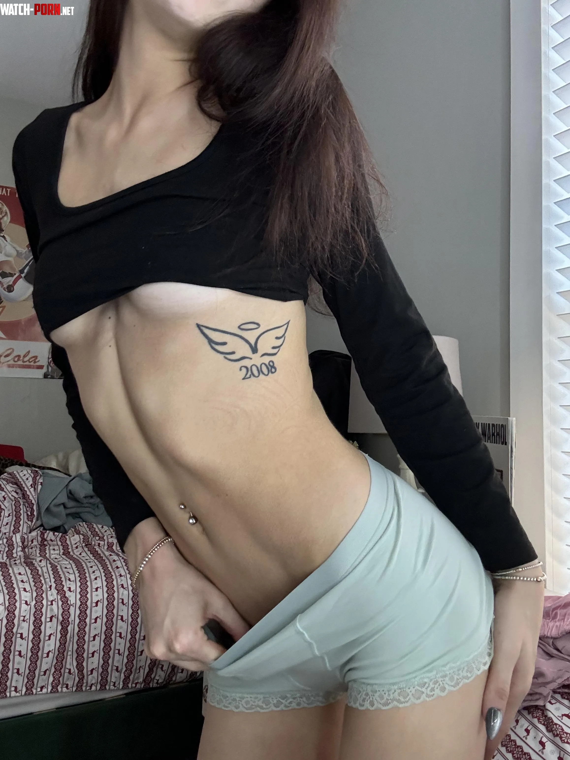 skinny tail  by trixie_xo