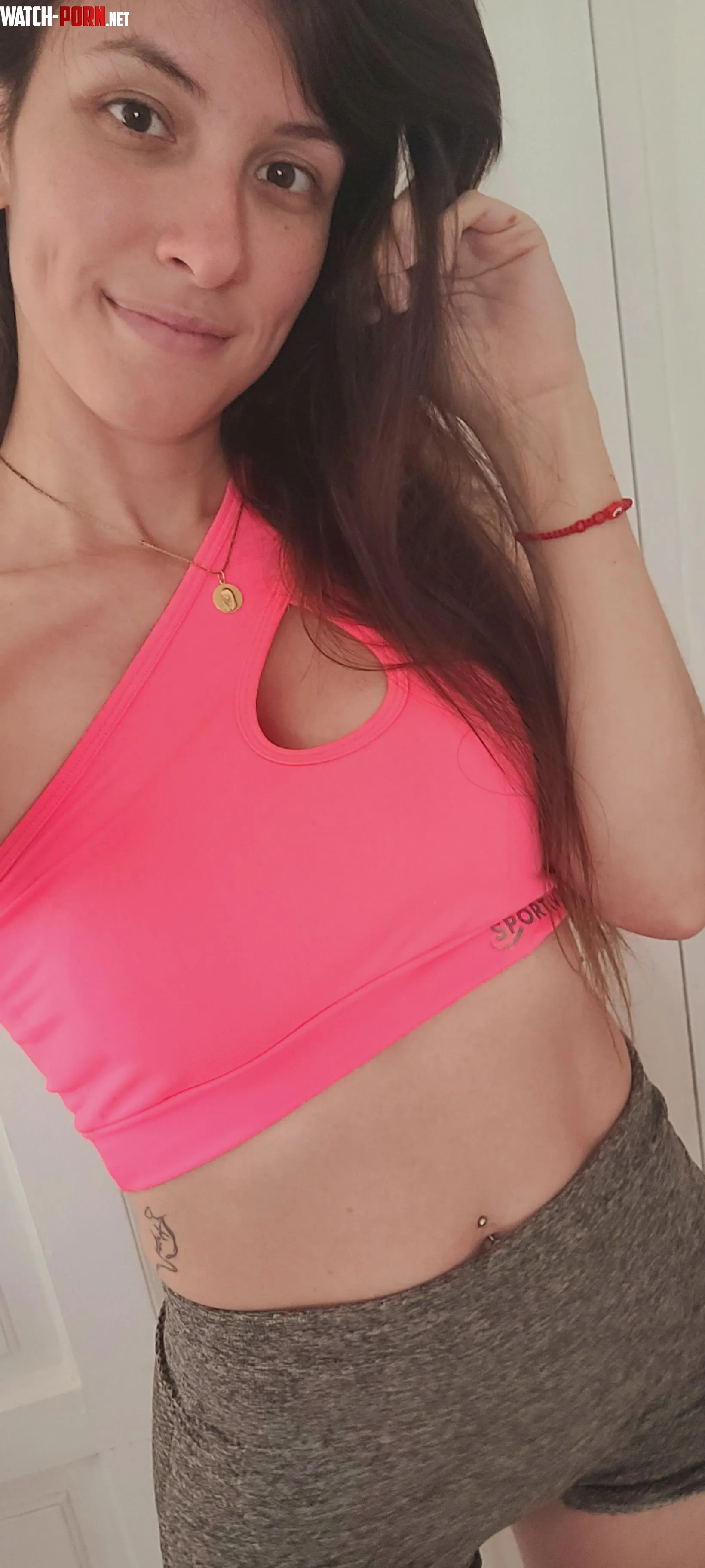 crop top gym edition  by Lulitabunny