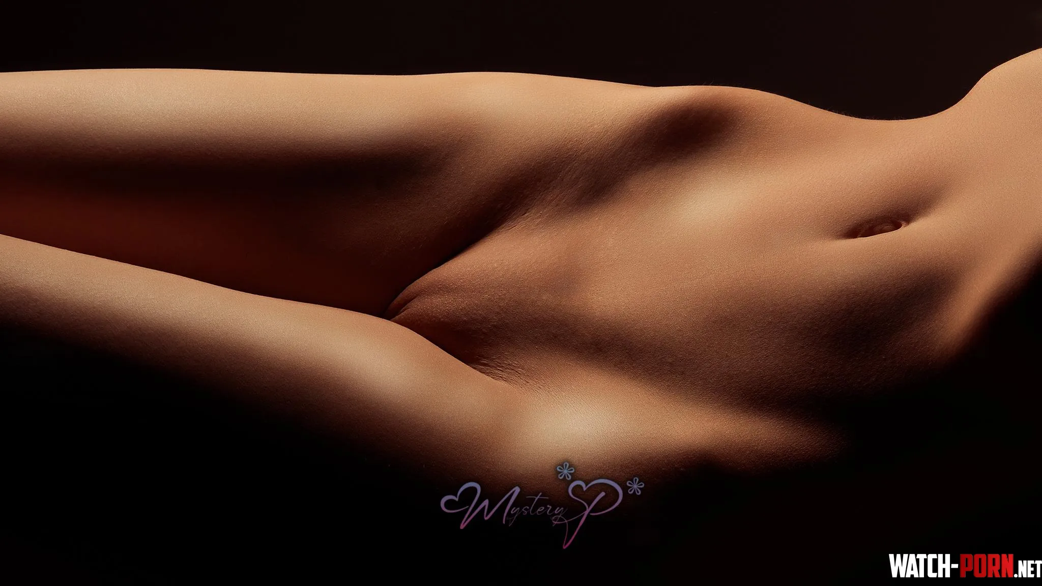 Bodyscape  Hips by MysteryP_
