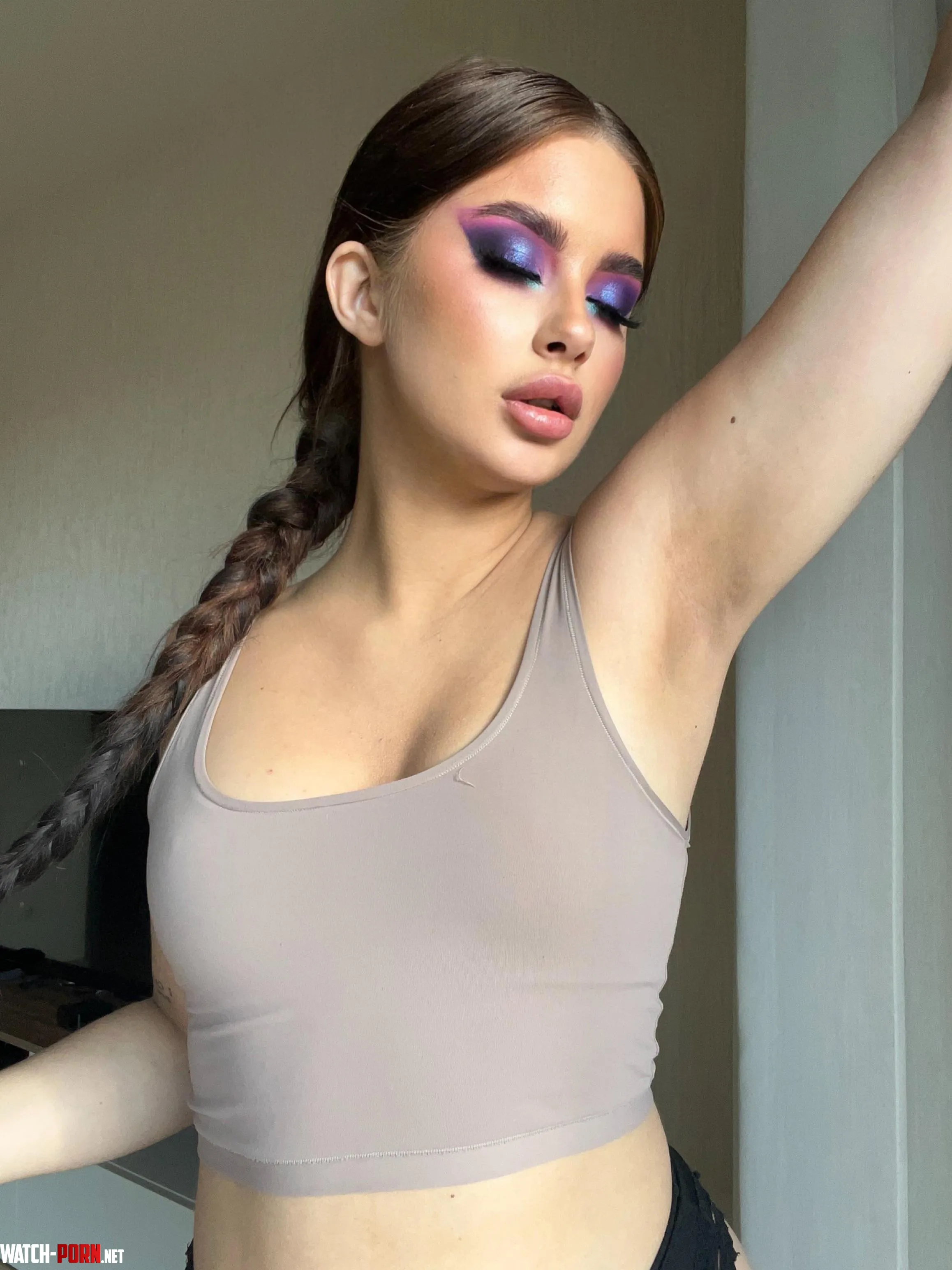 It turns me on when they lick my armpits by imthickalexis