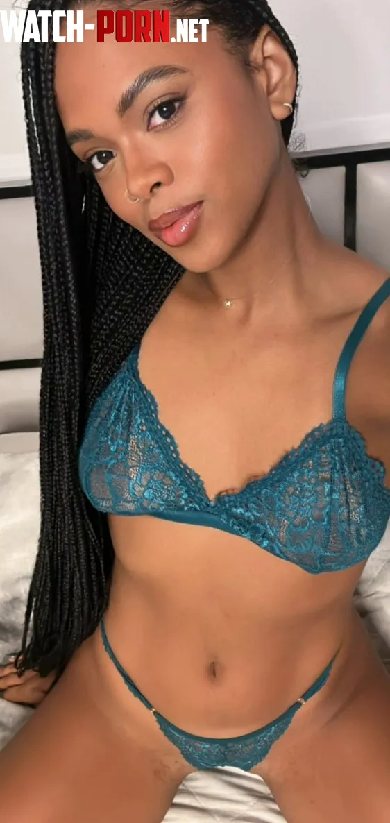 how cute this blue lingerie fits me by LittleMiss_Cruz