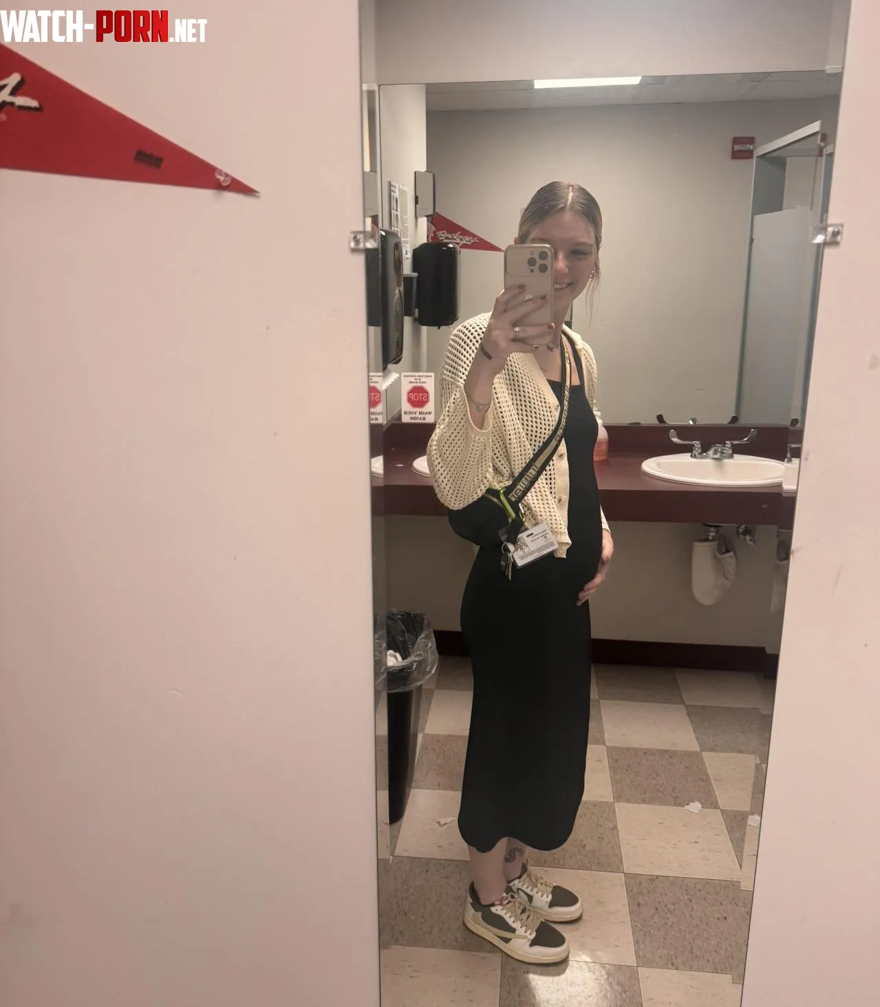 who wants to see me get fucked with this baby bump   by BabyyBecss14