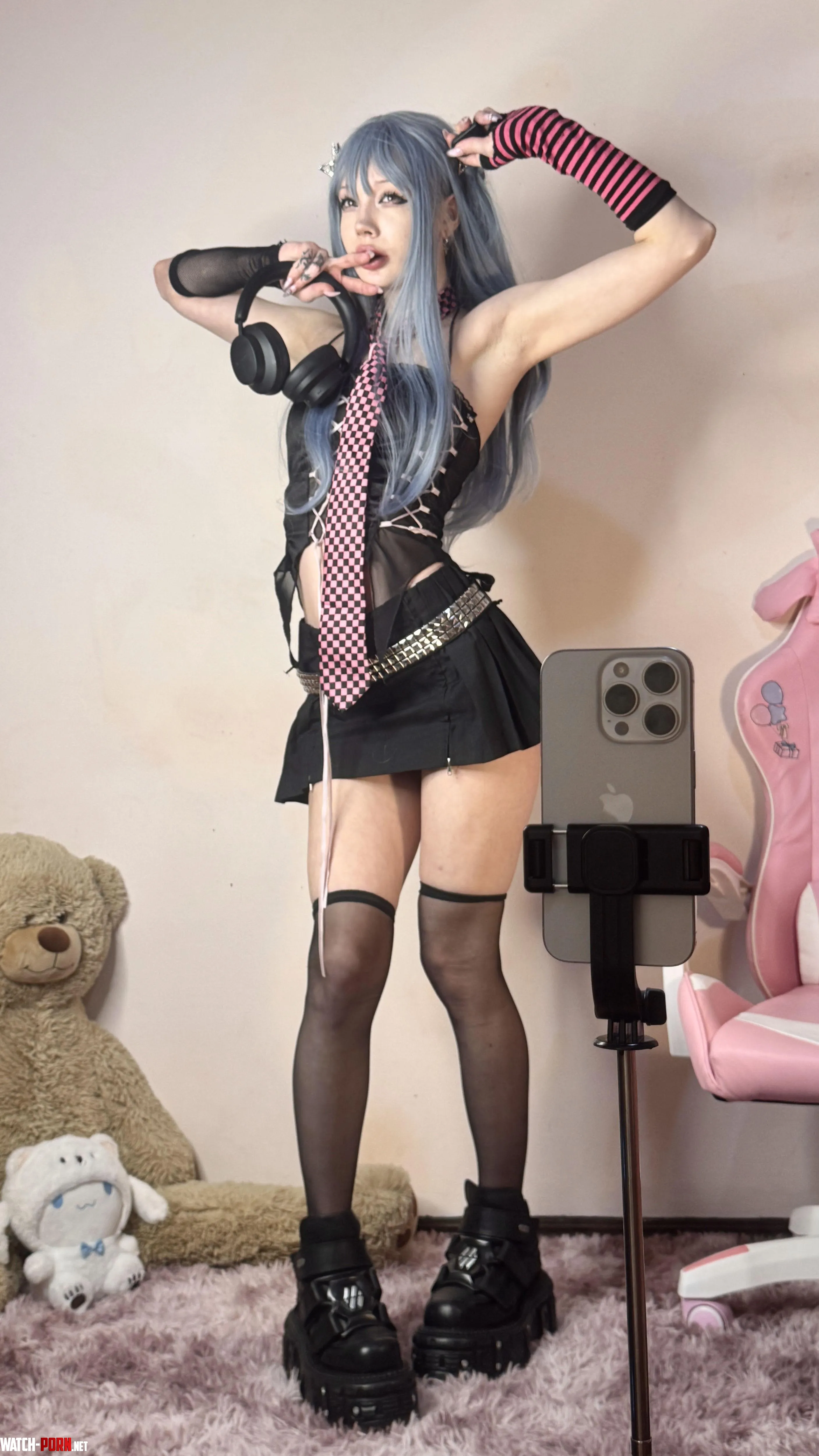 too much clothing by DecayTattoo