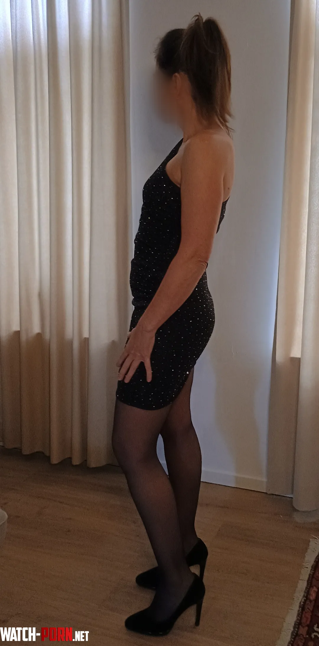 Hope you like my new Christmas dress by classymilfkatja1
