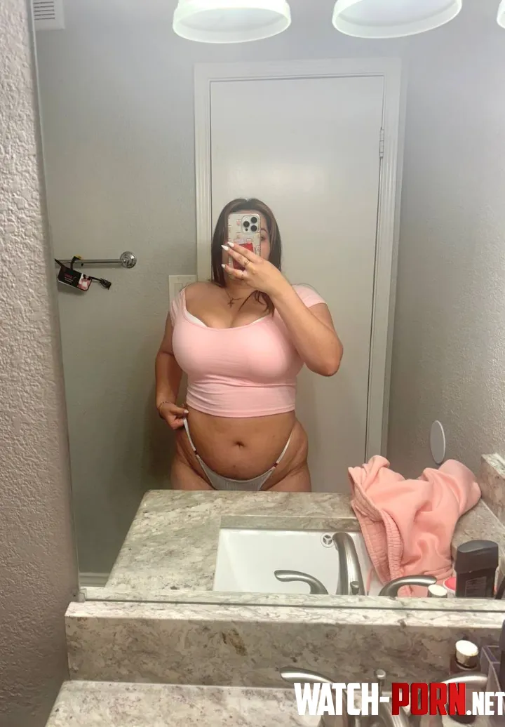 Late mirror selfie 3 by x_Kyon