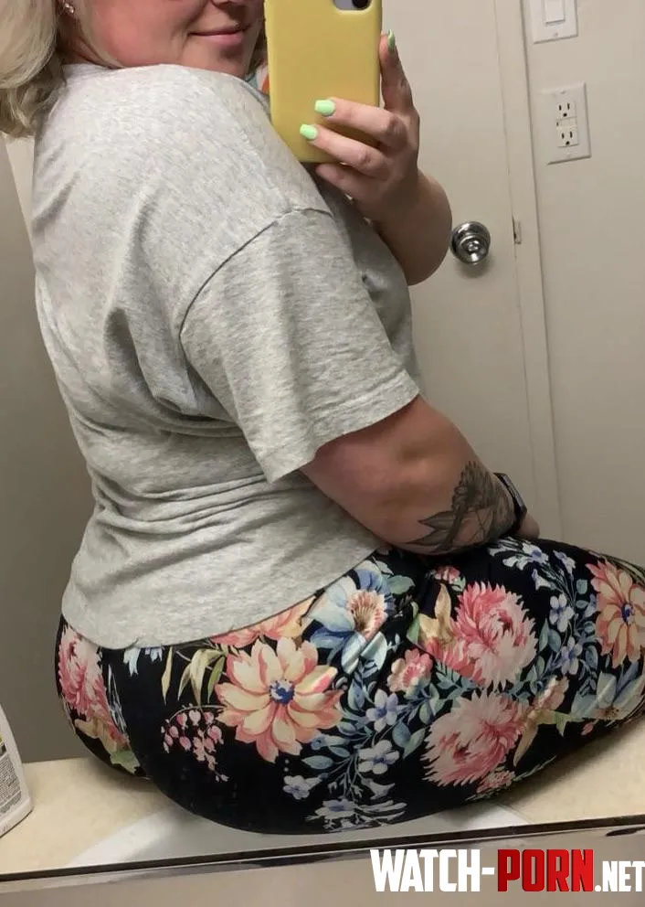 Just want to be respected and spanked  by Beneficial-Lock3513