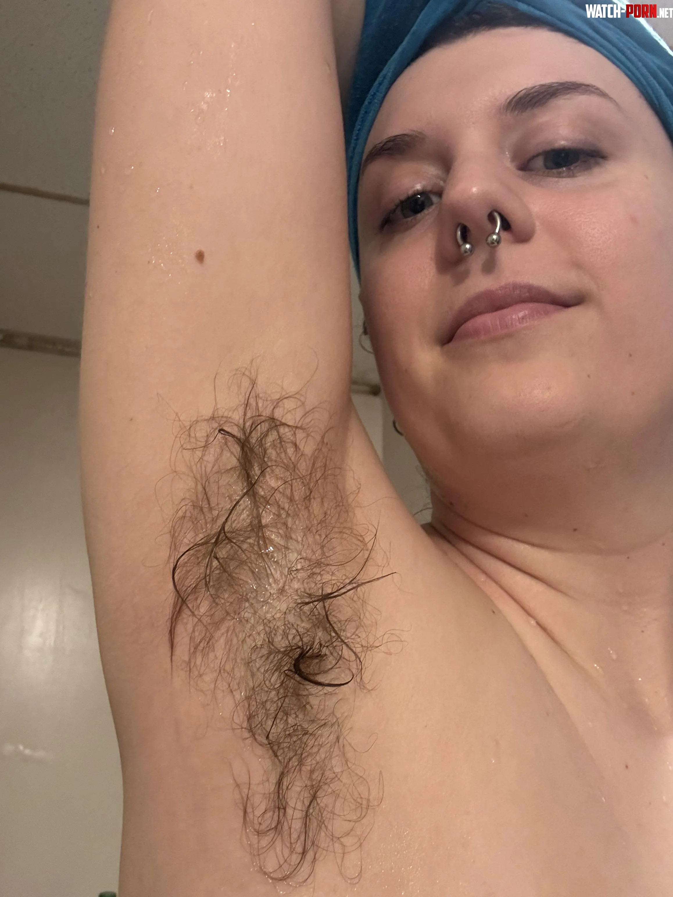 Clean armpits fresh out of the shower   by xp0_