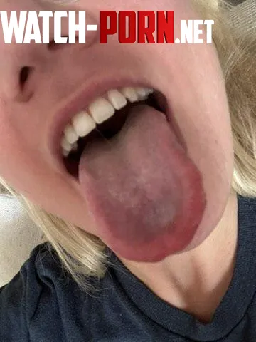 This tongue makes magic that will drive you crazy by jennyahegaoblonde