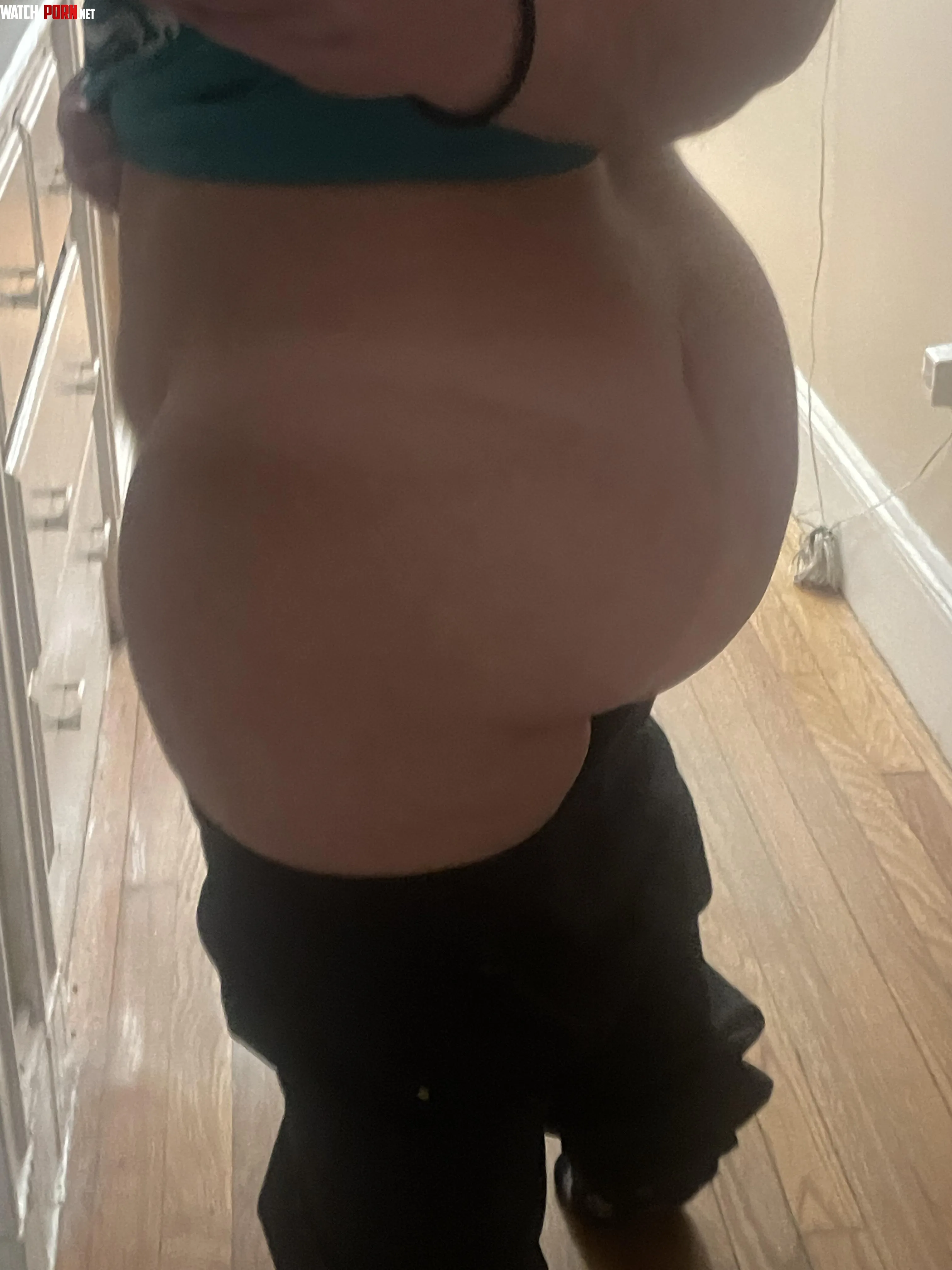 Thats one big ass can you handle it by burningburner69