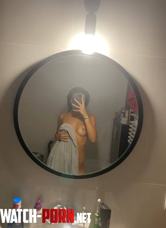 the sexy figure you will see in a mirror selfien by ZoneChill