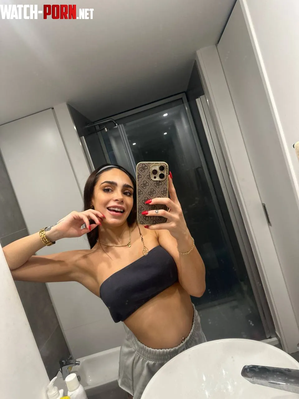 just wanted to flex my phone case  by throwaway3310957