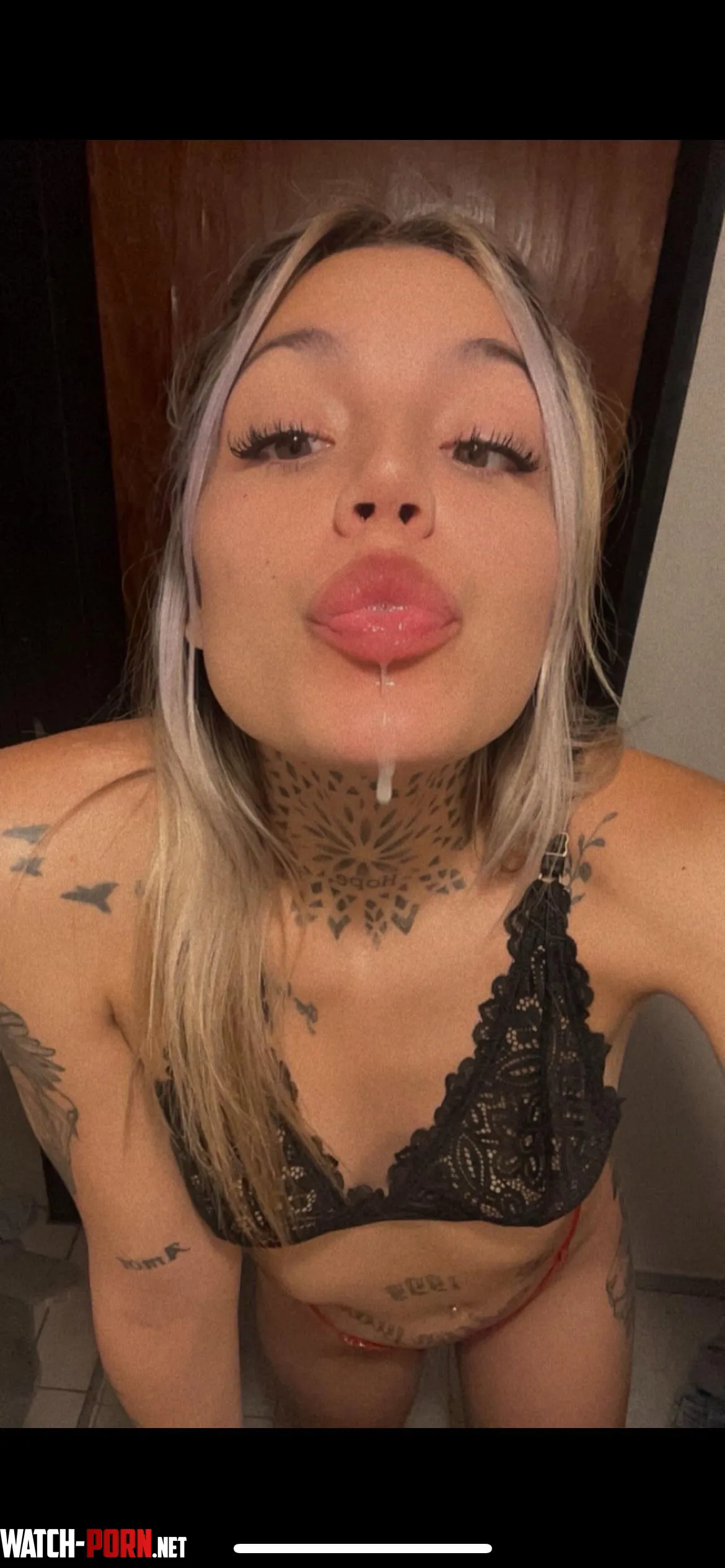 Open your mouth bitch by Emiliaadisson