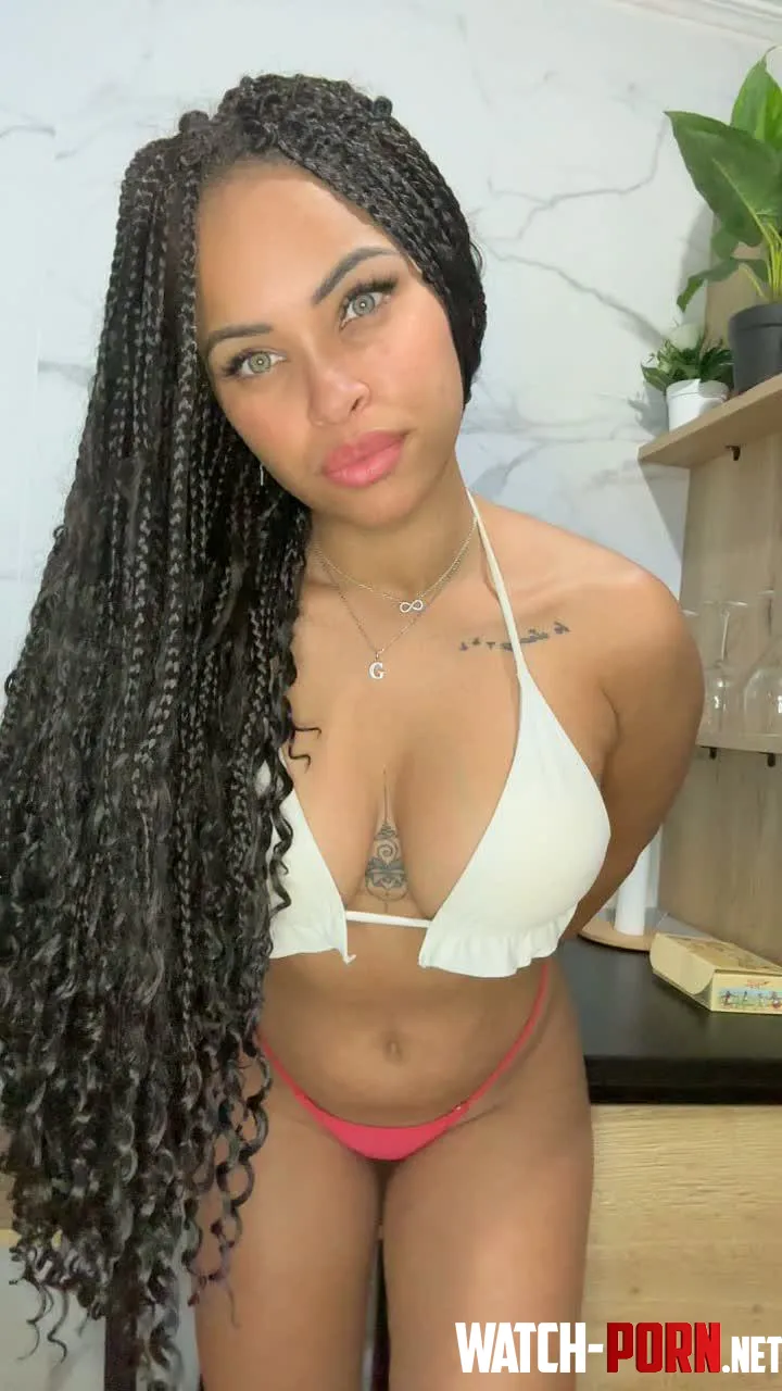 The look or the body which one by my_jasmine