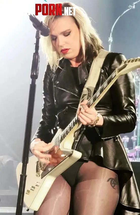 Lzzy Hale by pmb0077
