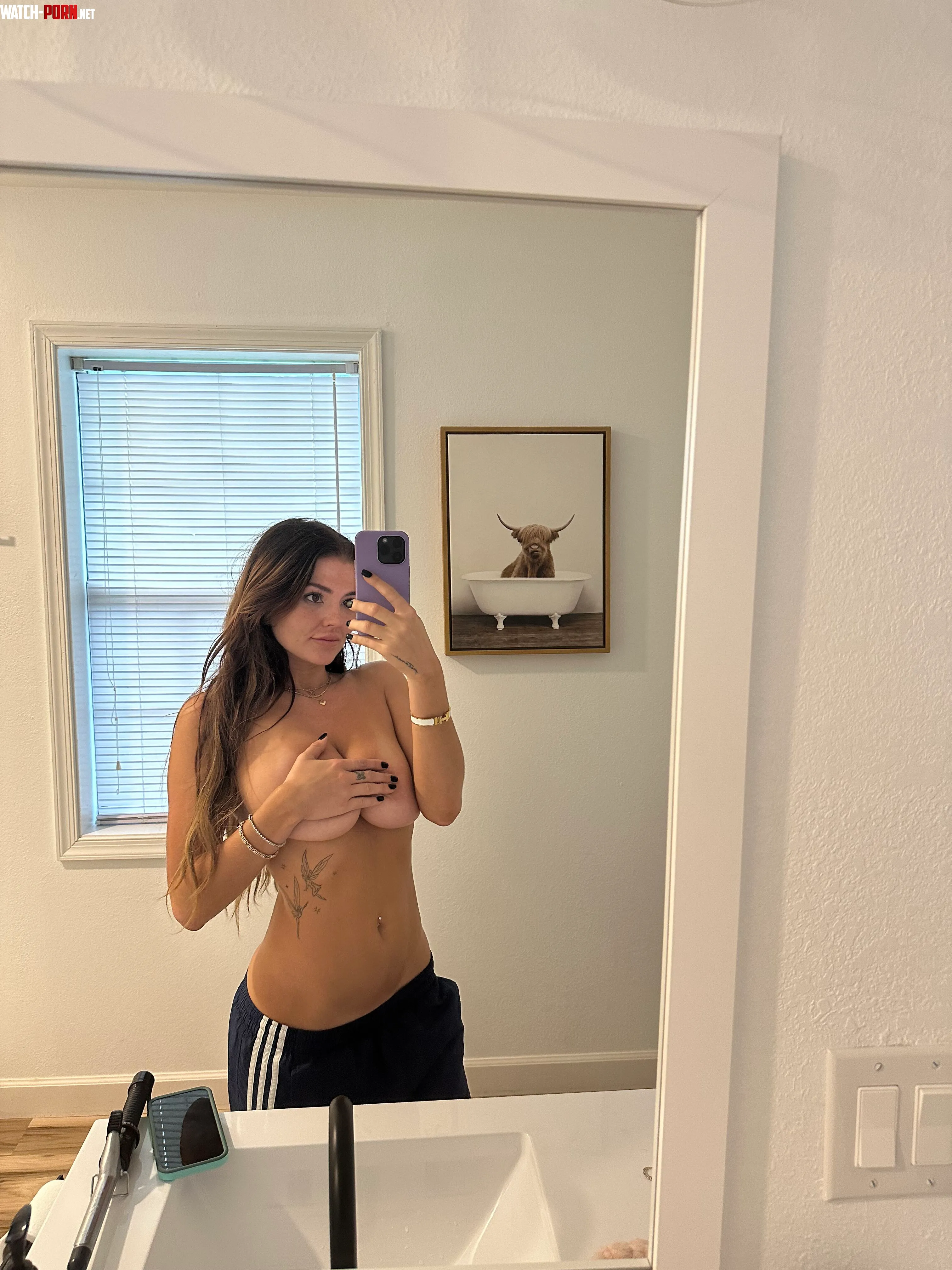 i need guys who likes to suck on big boobs by AndersonJennife