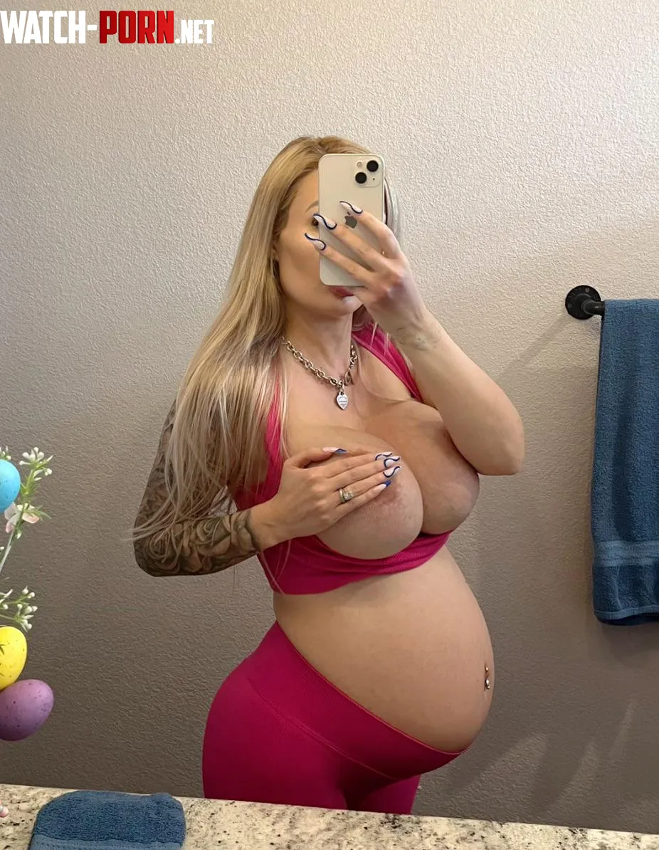 How do I look at 36 weeks pregnant  by roxrosexo