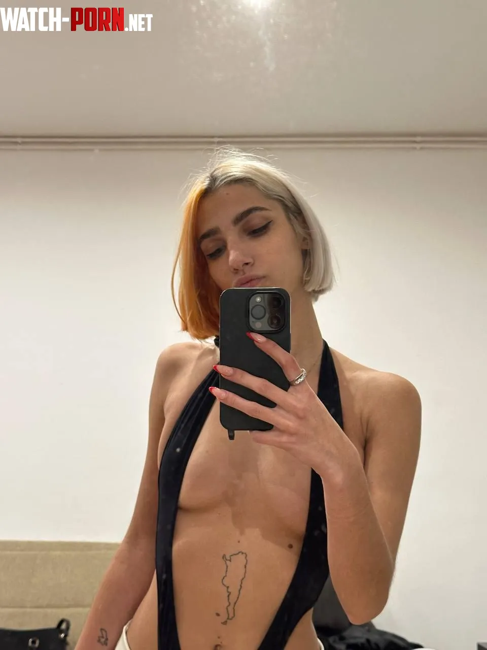 does it bother that i have small boobs by victoriiaray
