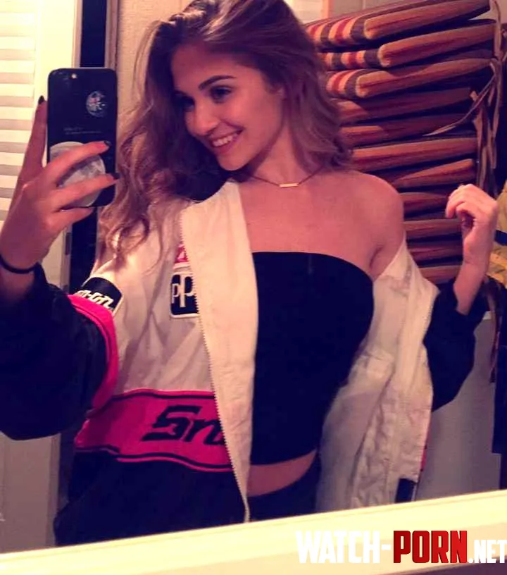 Are gym Girls classy  too by piggieherehere