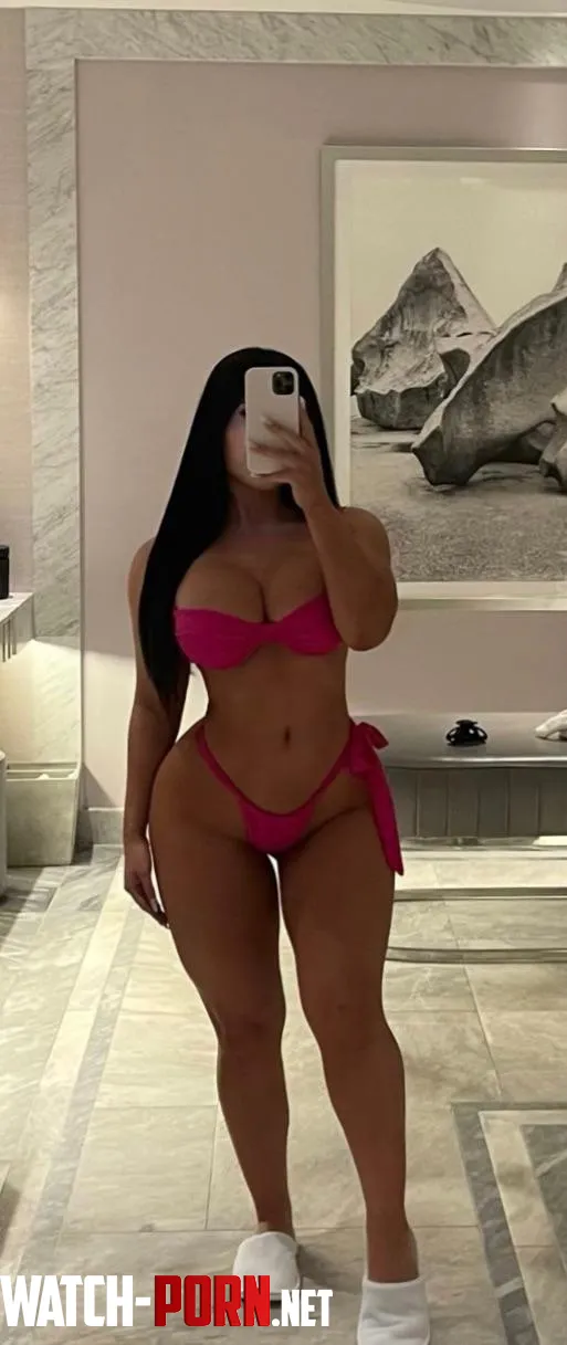 Bimbo in bikini by Expertatmeasuring_2