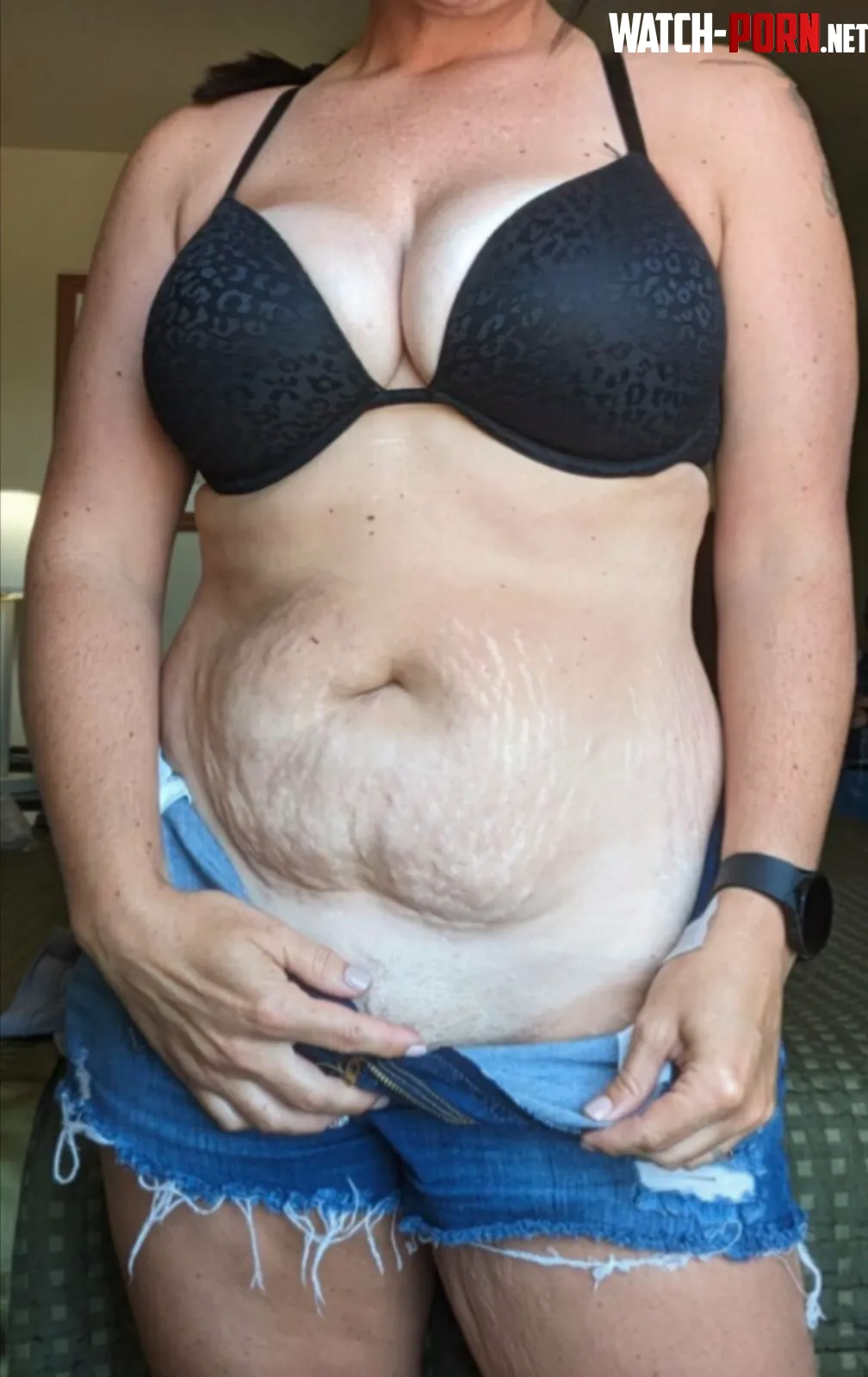 Could you handle my curves and thickness  by hotwifesidneylong