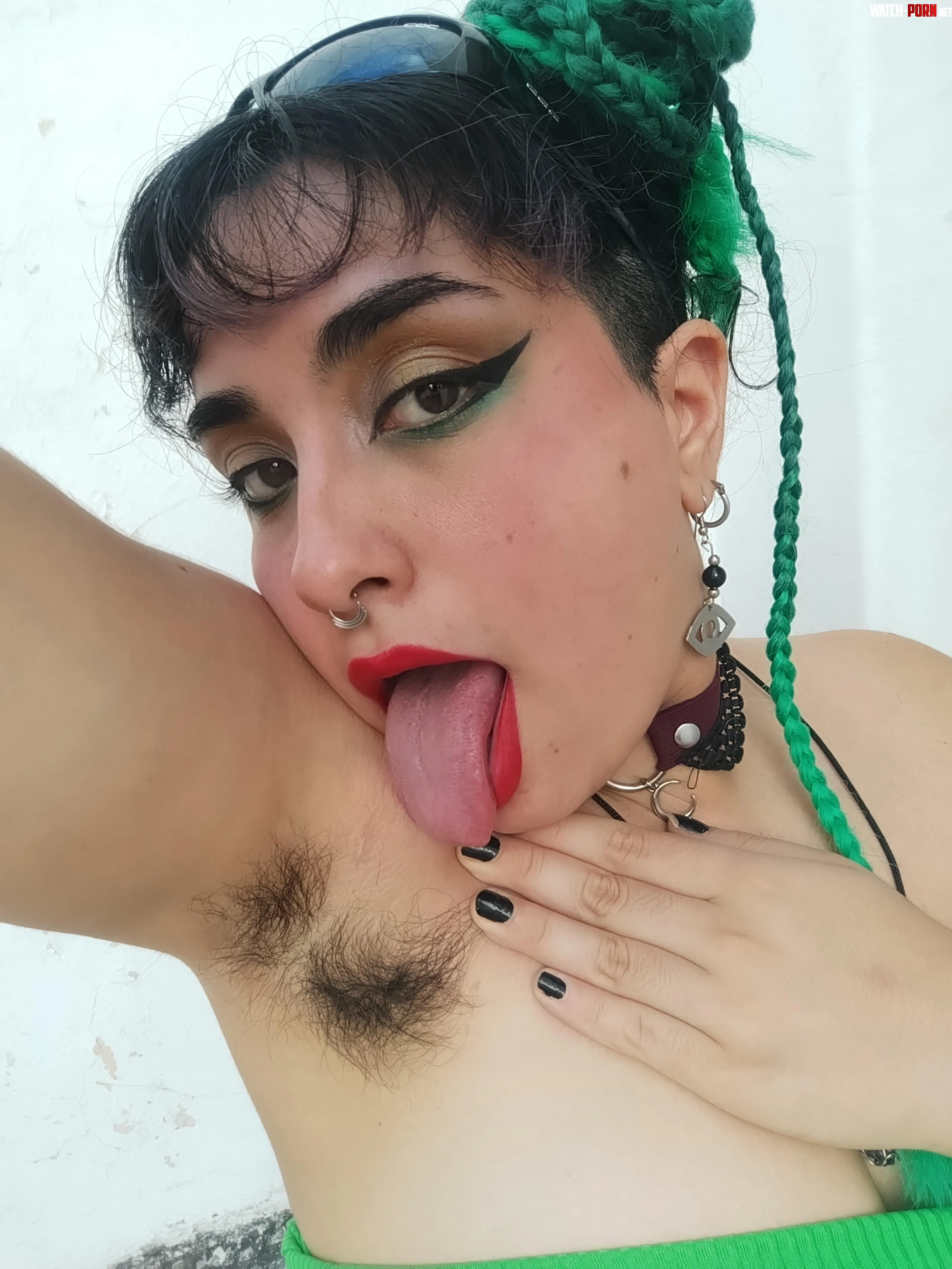 Are there some hairy armpit lover  by lebrava