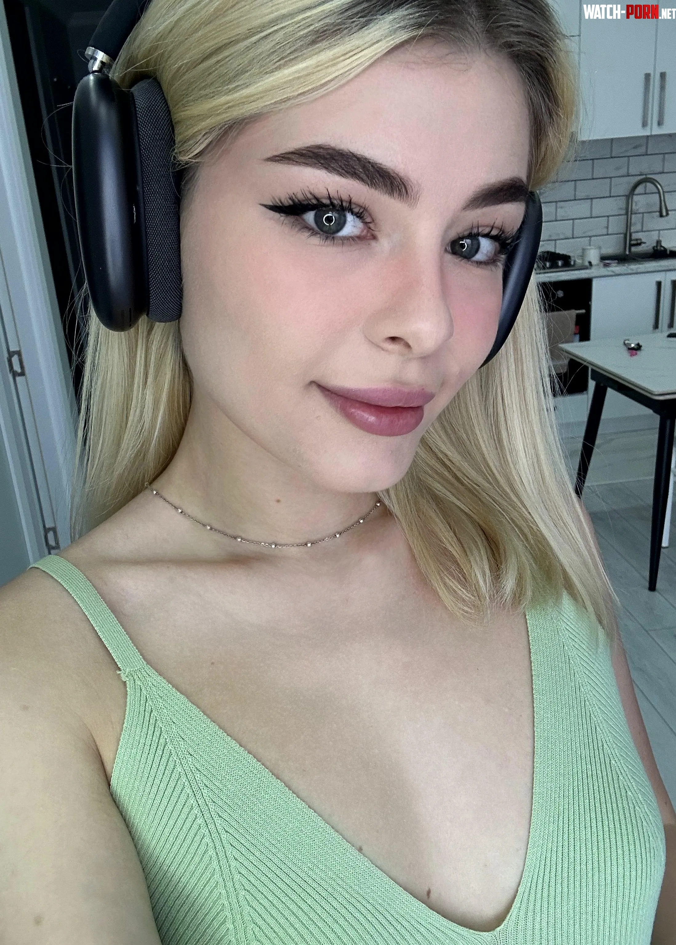 Do you like this colour on me by BabydollxShy