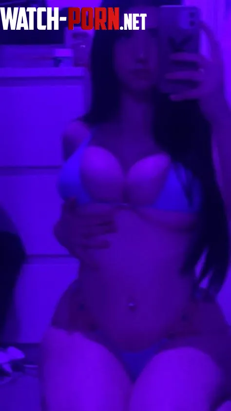 text me if you wanna 3 by Skipperiss