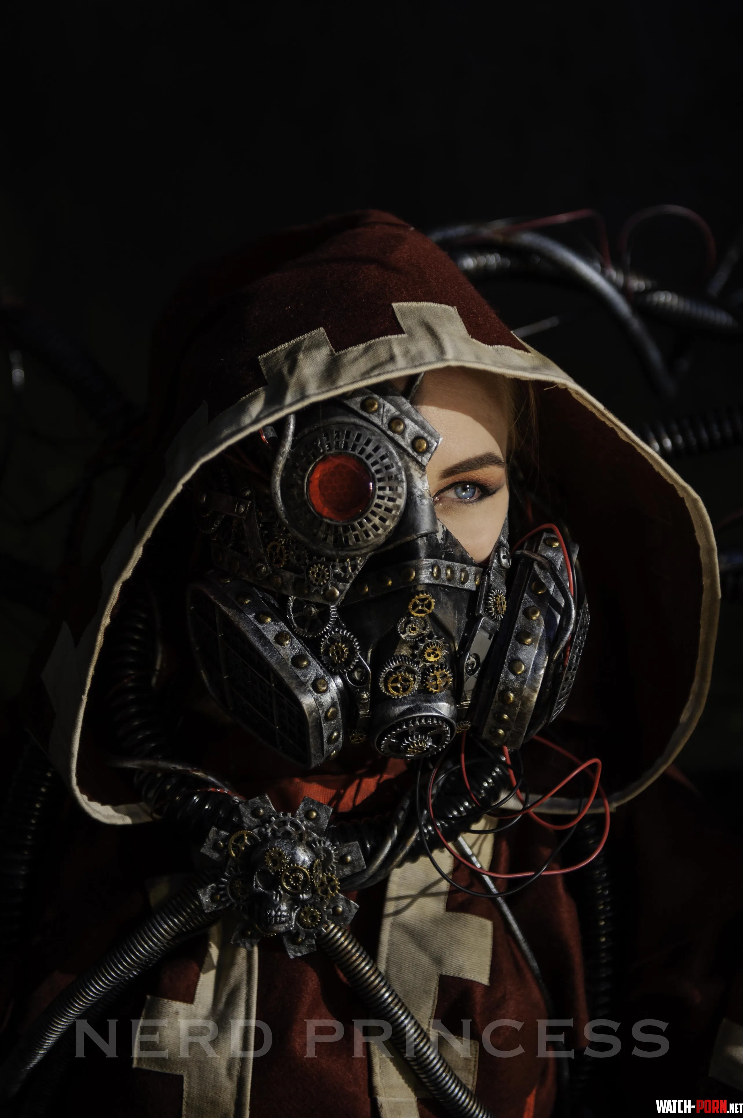 WH40k Adeptus Mechanicus tech priestess cosplay nerdprincess  by Nerd__Princess