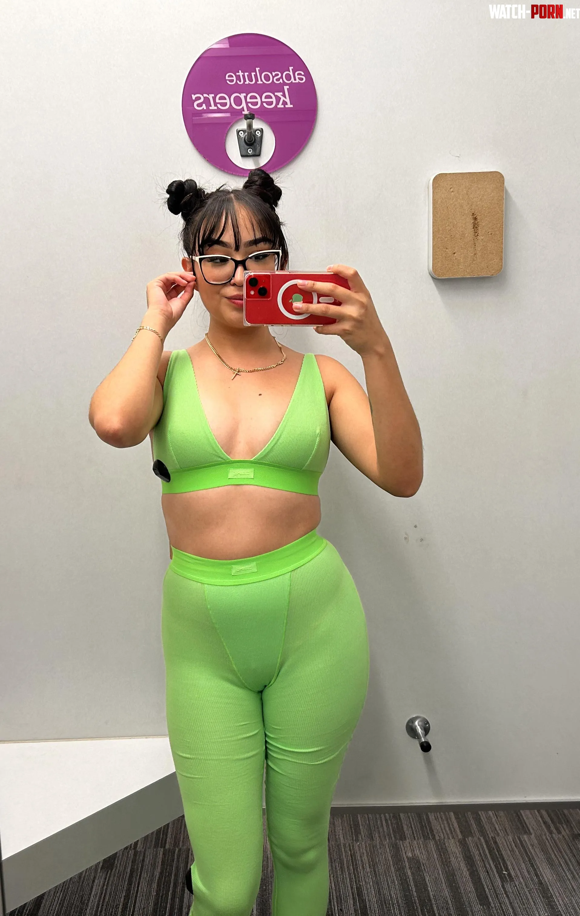 In my favorite croptop by chiquiis
