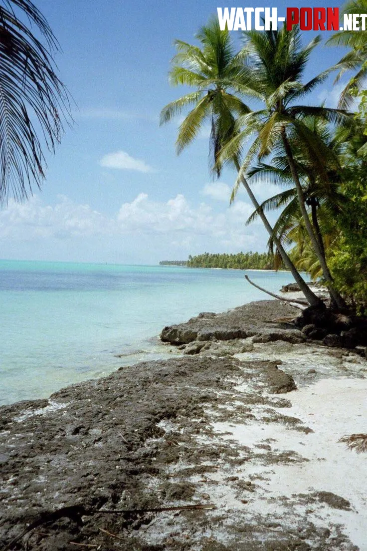 Kiribati   by colapepsikinnie