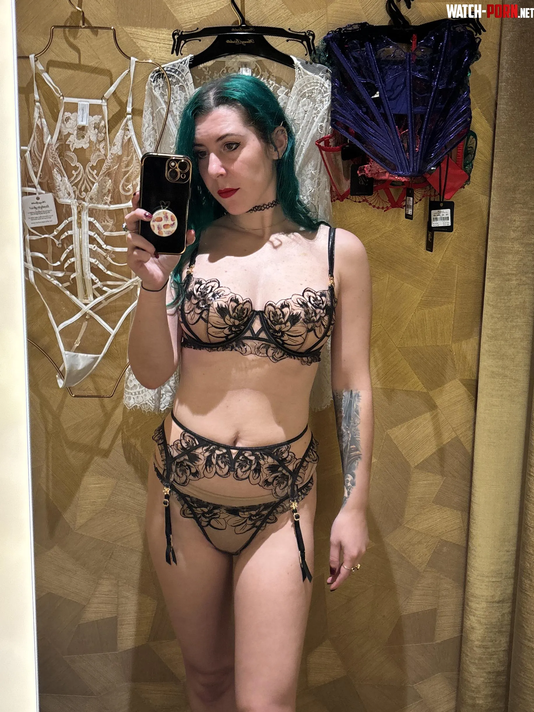 Early Black Fri shopping for 3 pieces f by sirenskiss3