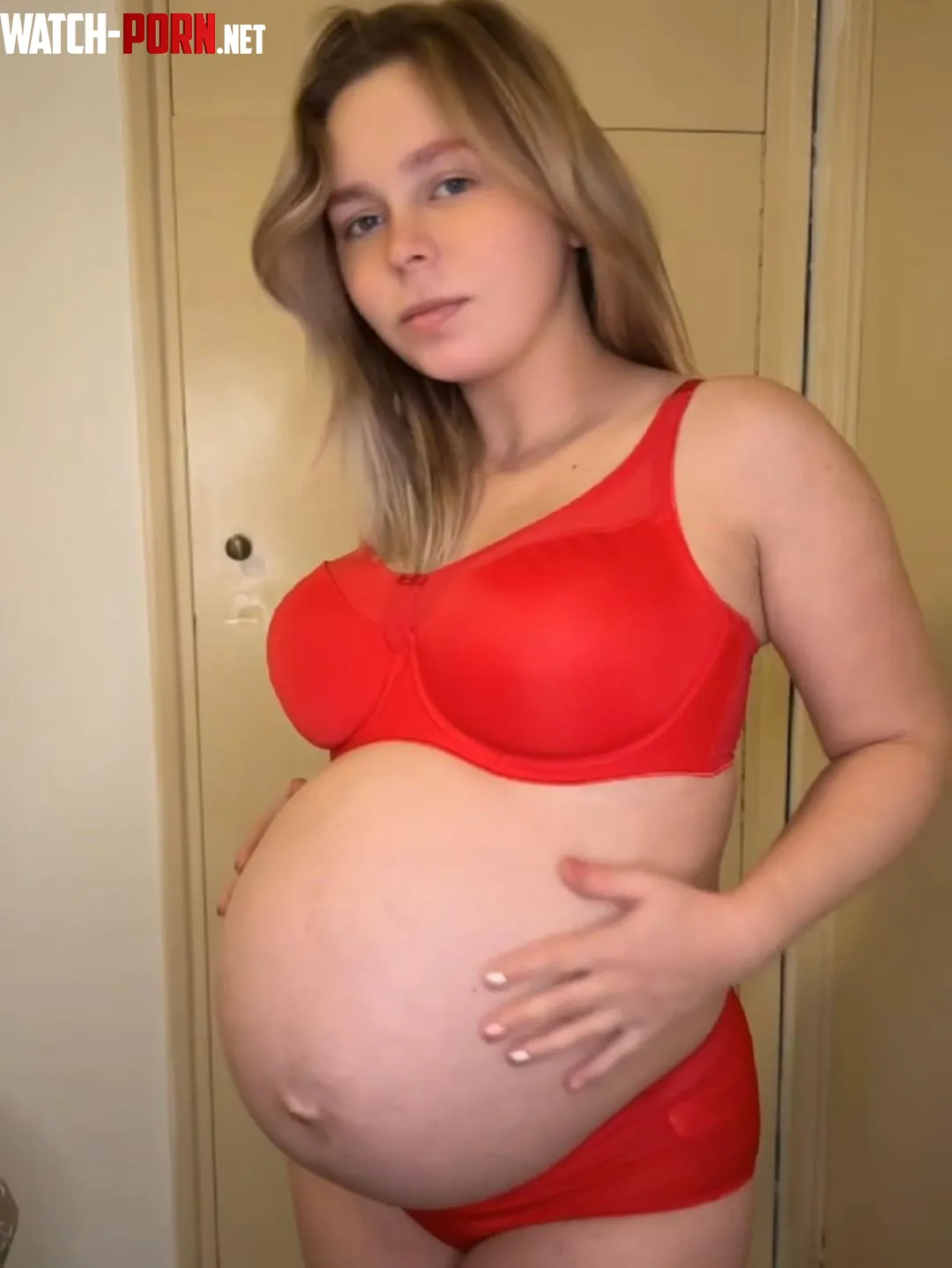 Am I still attractive this pregnant by pregnant_brandi