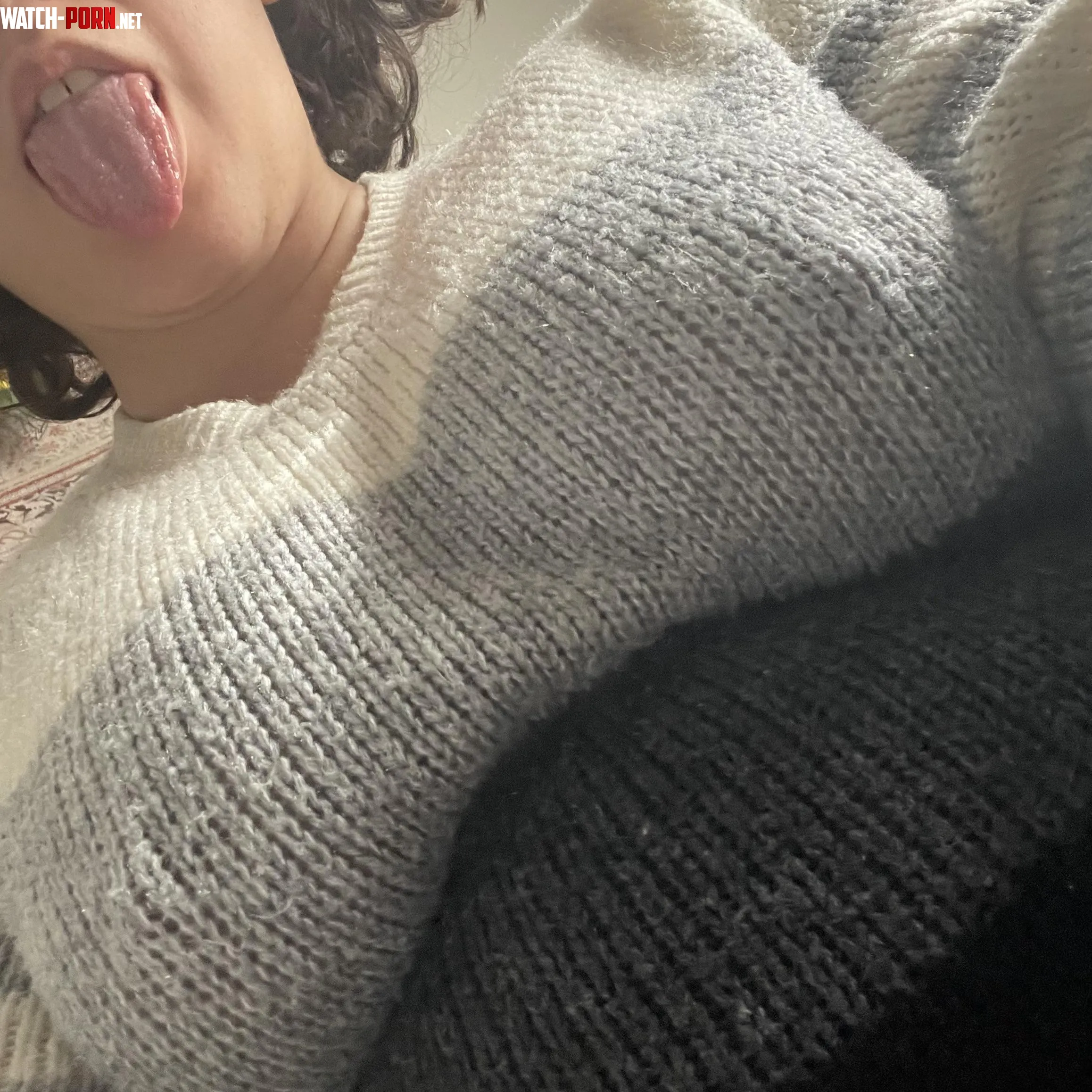 Sweater is warming me up but Id rather have your hands  by TaeraP