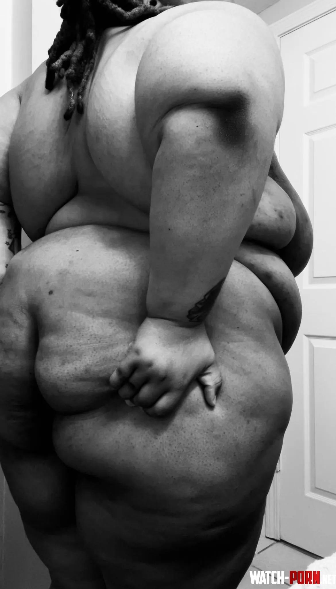 I know how bad you want your face smothered in this ass  by ohdivinedani