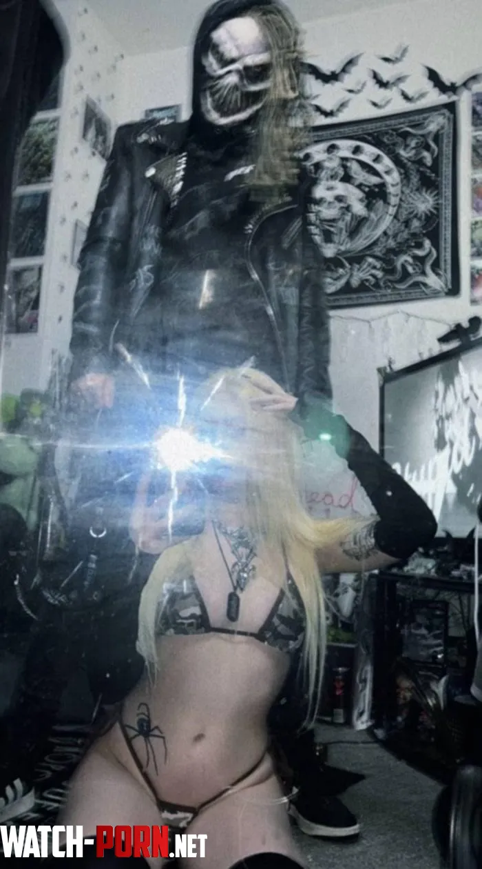 Shes a 10 but loves being on top by LivingDeadGothh