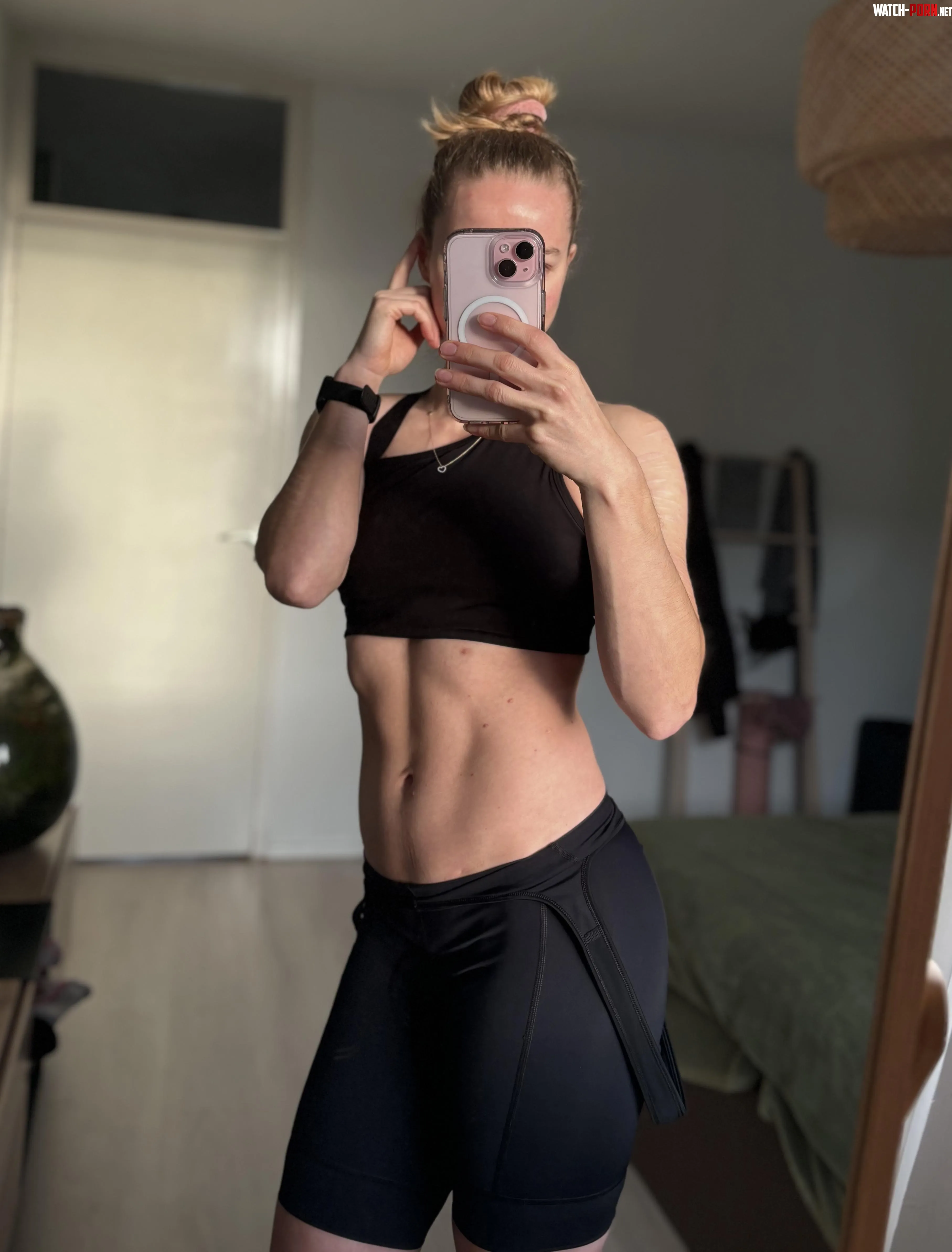 Todays sport crop top  by flexibleflow