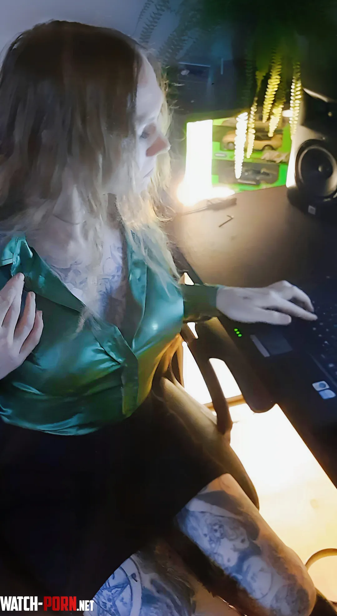 Boss I might think we have an problem with an email here by SinfulSatin
